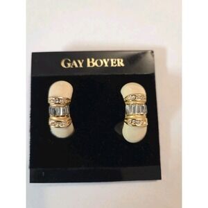 Vintage NEW Gay Boyer clip on earrings